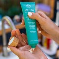 MOEA haarcrème, beschermende verzorging met direct gladmakend effect.